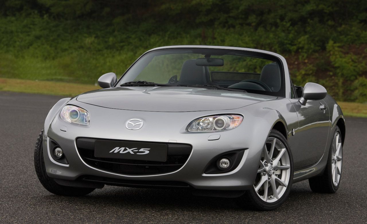 2009 Mazda MX-5 Miata Battery Replacement